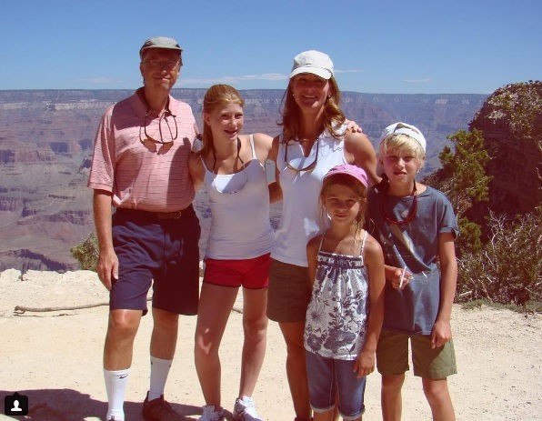 Çocuklarına telefonu  yasakladı - Resim: 3