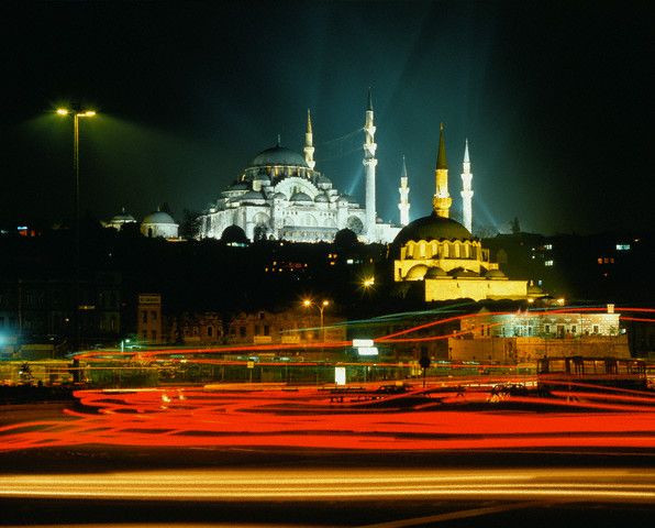Kadir Gecesi neler yapılır ibadetleri ve okunacak en değerli Kadir Gecesi duası - Resim: 1