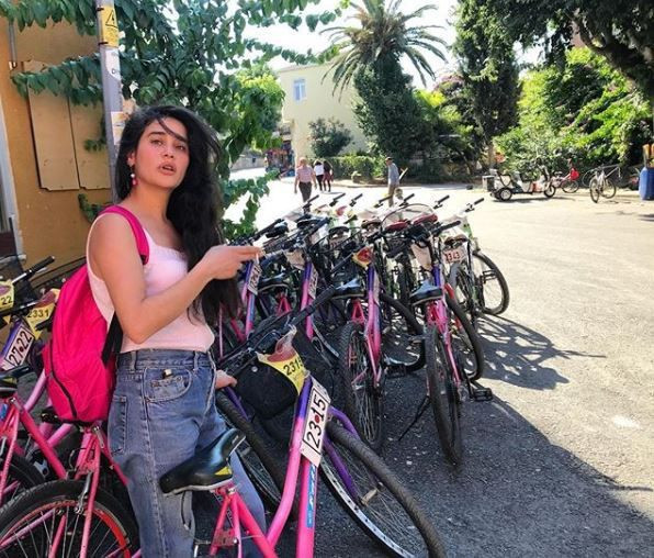 80 yaşındaki Amerikalı'yla evli olan Meltem Miraloğlu evden kaçtı! - Resim: 2