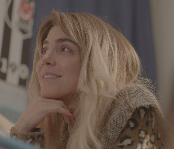 Kadın'daki paspal Ceyda kırmızı bikini giydi Gökçe Eyüpoğlu pozları yaktı! - Resim: 1