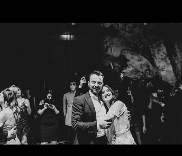 Ali Atay Hazal Kaya yaş farkı kaç hamilelik pozu olay oldu - Resim: 2