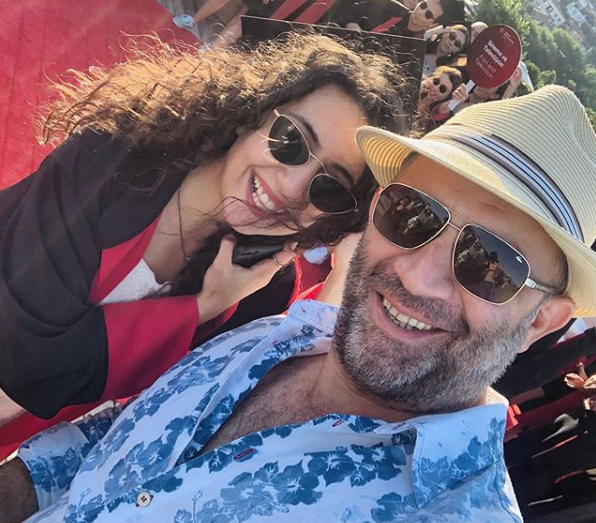 Şevket Çoruh'un kızı Gülenay Çoruh 'yok artık' dedirtti! Annesine benzerliği... - Resim: 2