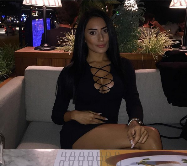 İşte Benim Stilim kızı Niran Yalaz kimdir dekolteyi abartınca... - Resim: 4