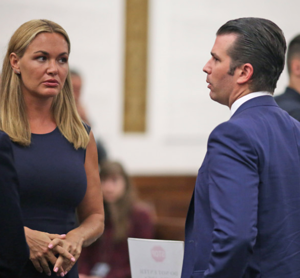 Donald Trump sonunda eşinden boşandı! Yılan hikayesine döndü - Resim: 2