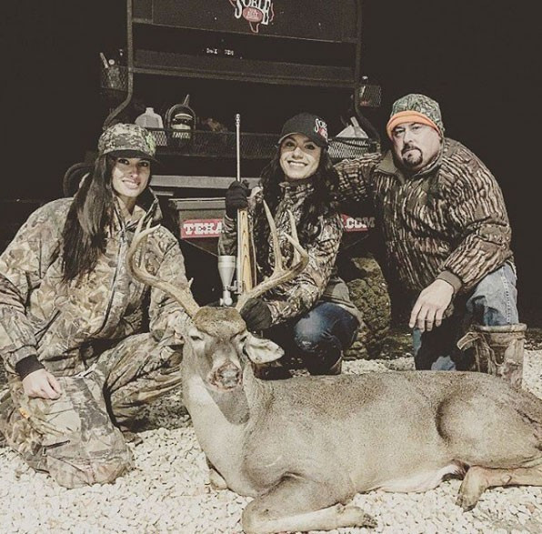 Instagram'da paylaşmak için hayvan öldürüyor skandal! - Resim: 4