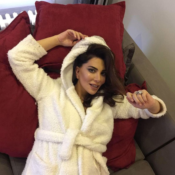 Ebru Yaşar'a unutulmayacak hediye ikizlere bakın! - Resim: 2