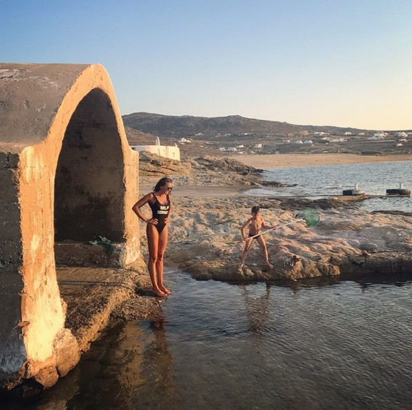 Eda Taşpınar öyle pozlar verdi ki... Rekor kırdı! - Resim: 4