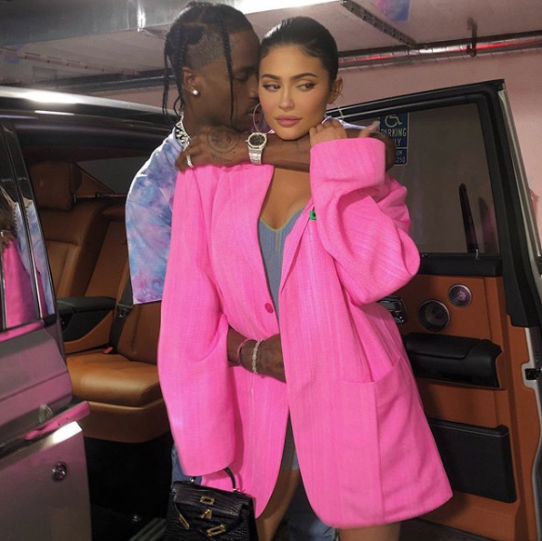 Kylie Jenner Playboy Dergisi'ne soyundu Travis Scott'la cinsel ilişki itirafı olay oldu - Resim: 4