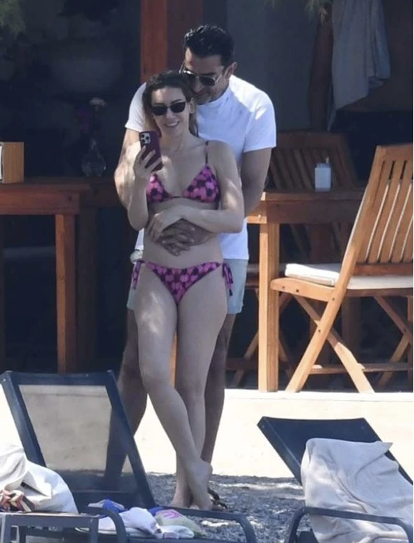 Sinem Kobal ve Kenan İmirzalıoğlu tatil sezonunu açtı - Resim: 4