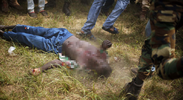 Orta Afrika'da kan donduran işkence - Resim: 4