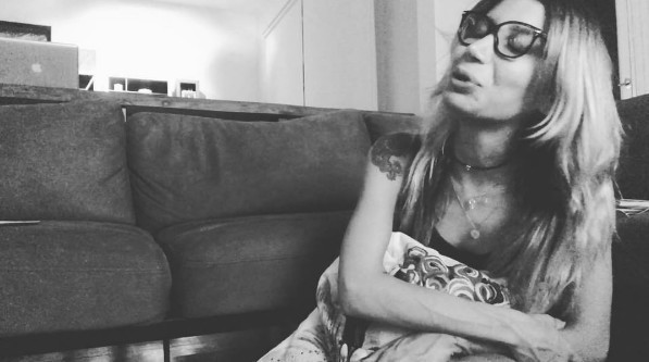 İrem Derici takipçisine öyle bir yanıt verdi ki... Bomba diyalog  - Resim: 1