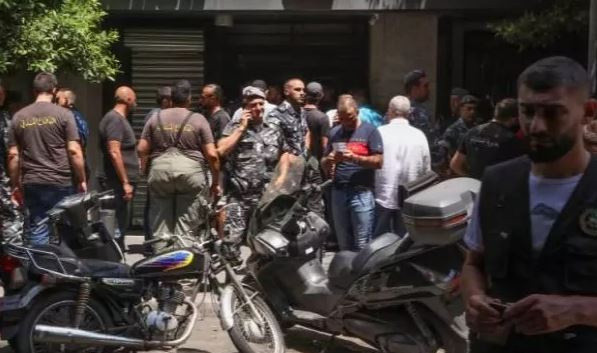 Hesabındaki 200 bin doları çekemeyince banka çalışanlarını rehin aldı - Resim: 0