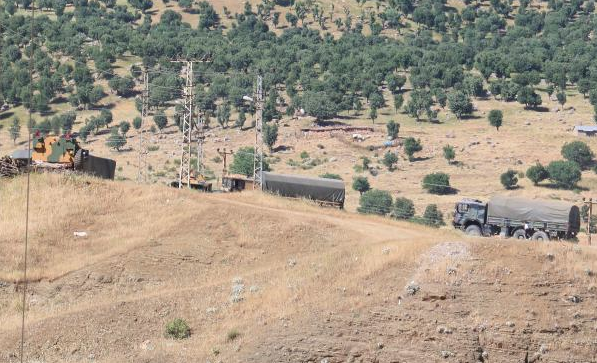 Pençe Harekâtı'nın 6'ncı gününde sınıra Bora sevkiyatı - Resim: 1