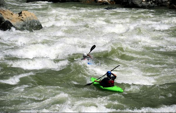 Çoruh Nehri göle döndü! Barajlar yüzünden artık akmıyor - Resim: 4