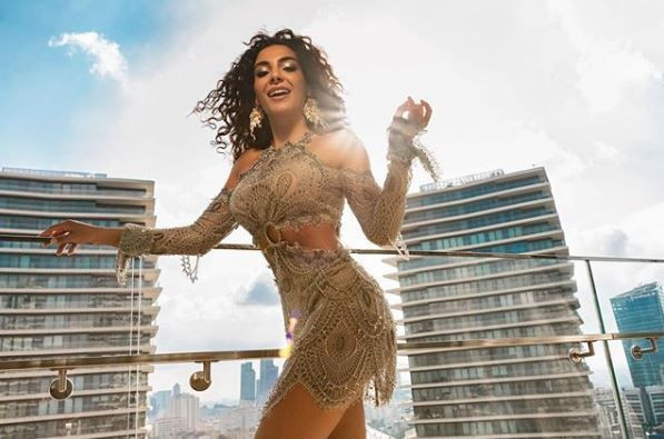 Hercai'nin Reyyan'ı Ebru Şahin Oğulcan Engin ile aşk iddialarına cevap verdi! - Resim: 1