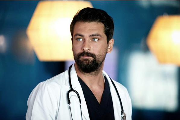 Mucize Doktor'un Ferman'ı Onur Tuna gelen yorumları işte böyle tiye aldı - Resim: 3