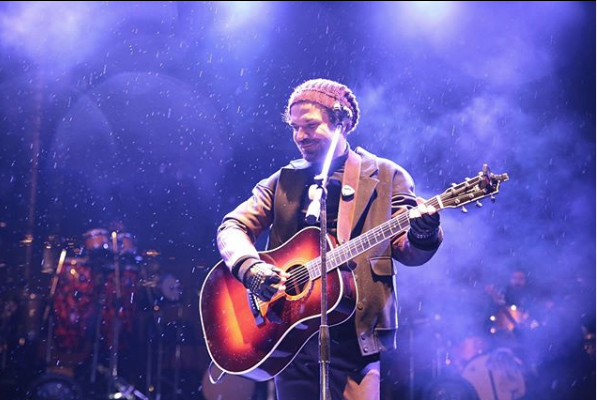 Kenan Doğulu'dan duygusal not 'Bu aralar dünya biraz tatsız ama...' - Resim: 1