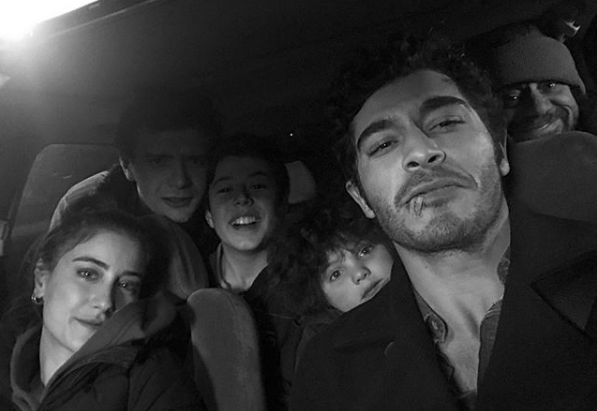 Bizim Hikaye'nin yıldızı Burak Deniz'in dudağını köpek ısırdı son halini paylaştı - Resim: 3