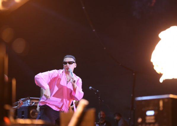 Edis, sahne öncesinde fenalaştı, ateşi 39'u buldu! Sahneye serumla çıktı - Resim: 3