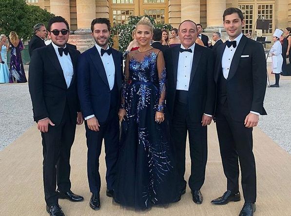 Arzu Sabancı'dan bomba 'vatandaşlık' açıklaması! Eşi ve oğulları kimdir? - Resim: 1