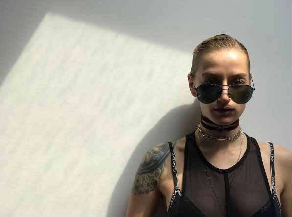 Didem Soydan bu paylaşımı tuvaletten yaptı skandal! - Resim: 1