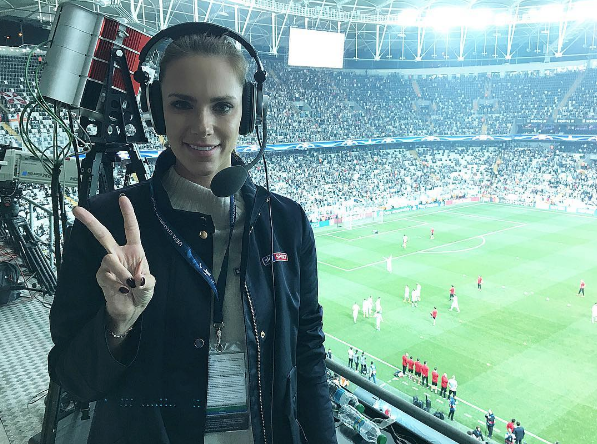 Vodafone Park'ta basın tribününü sallayan güzel kim?.. - Resim: 1