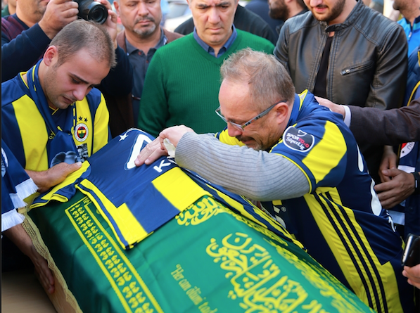 Koray Şener'in cenazesi Ali Koç'un eşliğiyle Kocaeli'ye getirildi... - Resim: 4