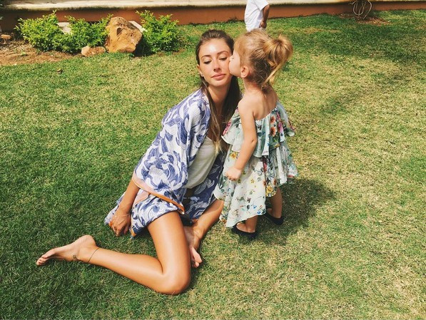 Acun Ilıcalı sivri dilli şarkıcıyı affetmedi! - Resim: 3