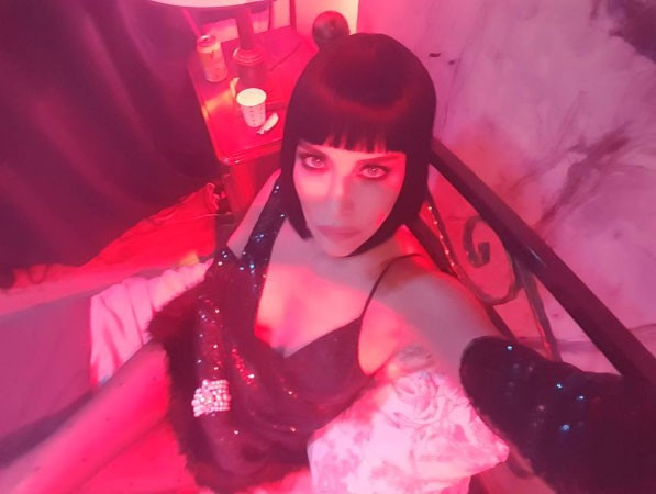 Deniz Akkaya'dan şok 'Bacak arasına sıkışıp kalmış...' - Resim: 4