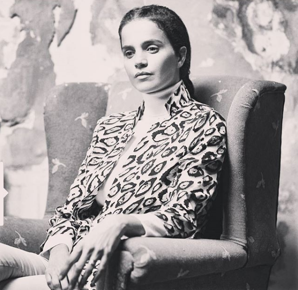 Tuğçe Kazaz yine sahnede! ABD Rusya Suriye... - Resim: 1