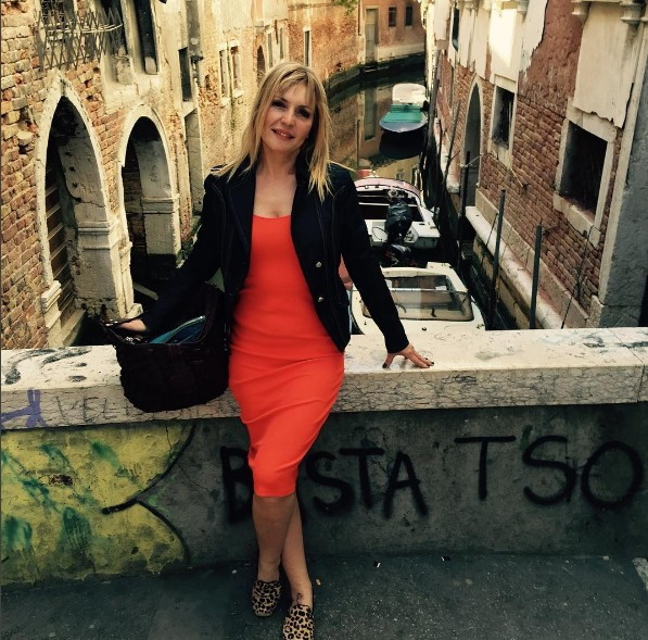 Seda Akgül'ün mayolu pozu olay oldu! İnstagram'da çıldırdı - Resim: 1