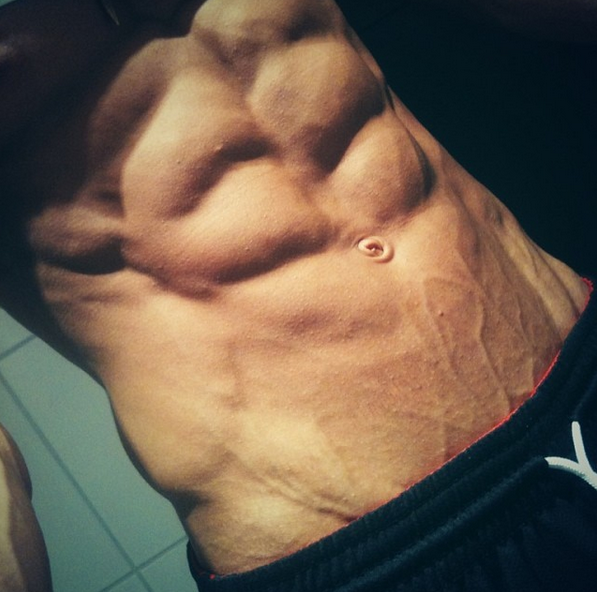 Ramazan Kalyoncu aslen nereli? Baklavalı vücut resimleri olay - Resim: 4