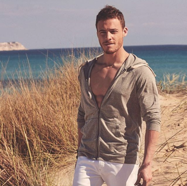 Burak Özçivit Kerem Bursin bunu yaptı görenler çılgına döndü - Resim: 1