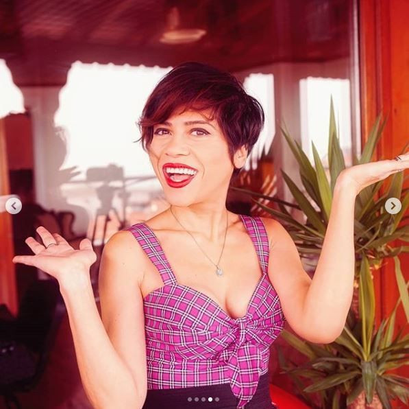 Aydilge ödülden sonra eteğini çıkardı! Dövülen kadınların çığlıyım dedi - Resim: 2