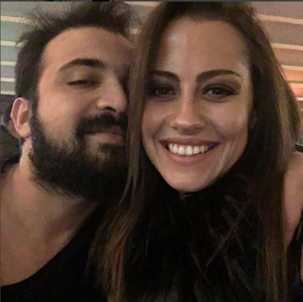 Derya Uluğ 5 yıllık müzisyen sevgilisi ile dünya evine giriyor! - Resim: 4