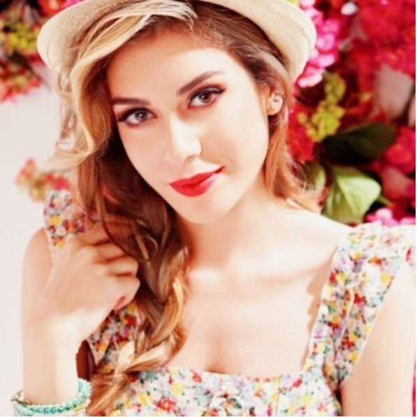 Sinem Kobal'ın eski haline bakın o bile hatırlamıyor - Resim: 4