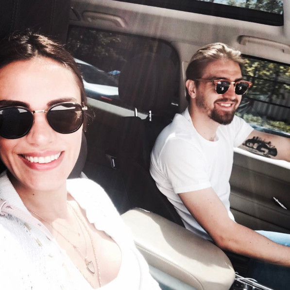 Caner Erkin Şükran Ovalı'ya öyle bir hediye verdi ki fiyatı dudak uçuklatacak! - Resim: 2