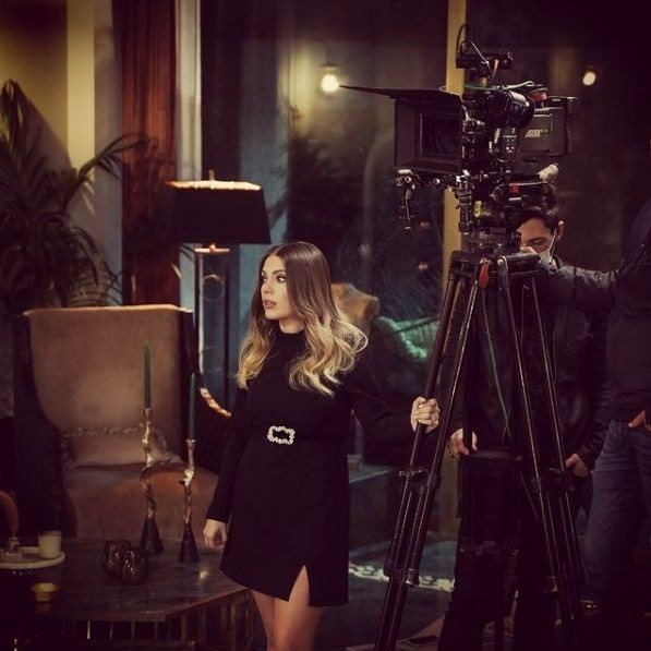 FOX TV Yasak Elma setinde koronaya yakalanmıştı Eda Ece yaşadıklarını anlattı - Resim: 2