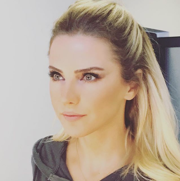 Ece Erken'de mi evli iş adamı ile birlikte 'Yeni kurban domatesçi' - Resim: 4