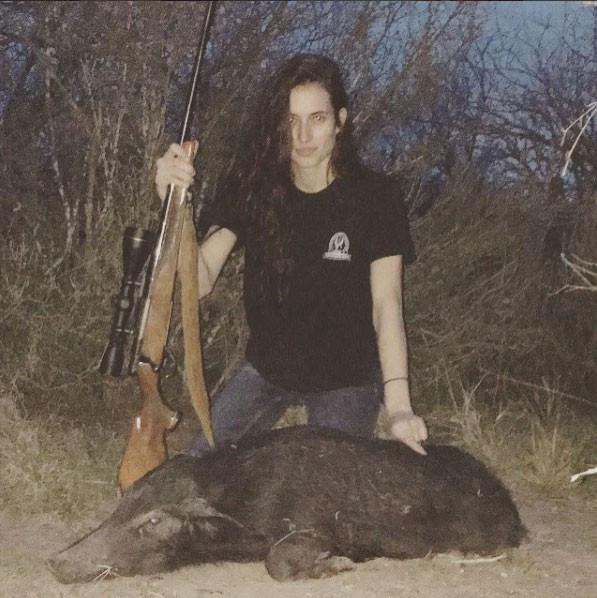 Instagram'da paylaşmak için hayvan öldürüyor skandal! - Resim: 1