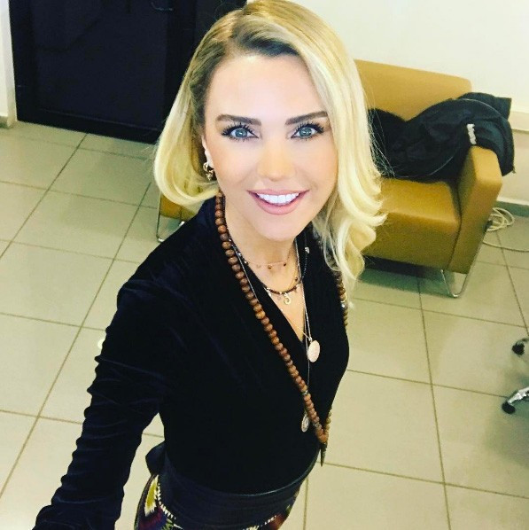 Ece Erken topa tuttu "Ölüm döşeğinde kadıncağıza acımadan.." - Resim: 2