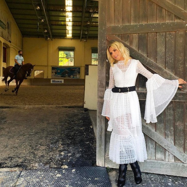 Ece Erken topa tuttu "Ölüm döşeğinde kadıncağıza acımadan.." - Resim: 4