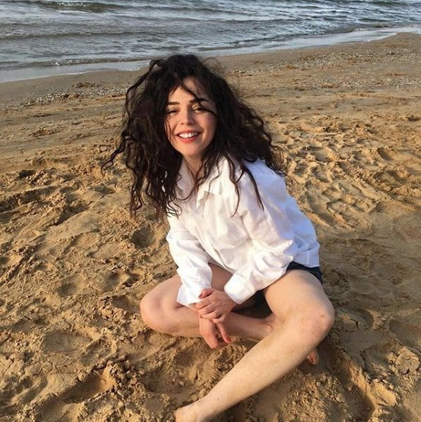 Aşk-ı Memnu yıldızları bir araya geldi Hazal Kaya ve Pelin Ermiş pozlarını paylaştı - Resim: 4