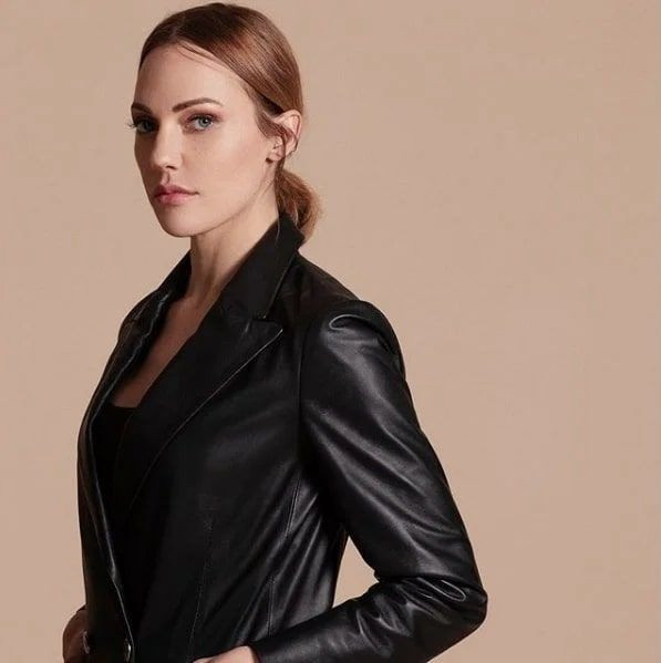 Meryem Uzerli'nin hamilelik haberini Yeni Akit hakaretlerle duyurdu tepki yağdı - Resim: 1