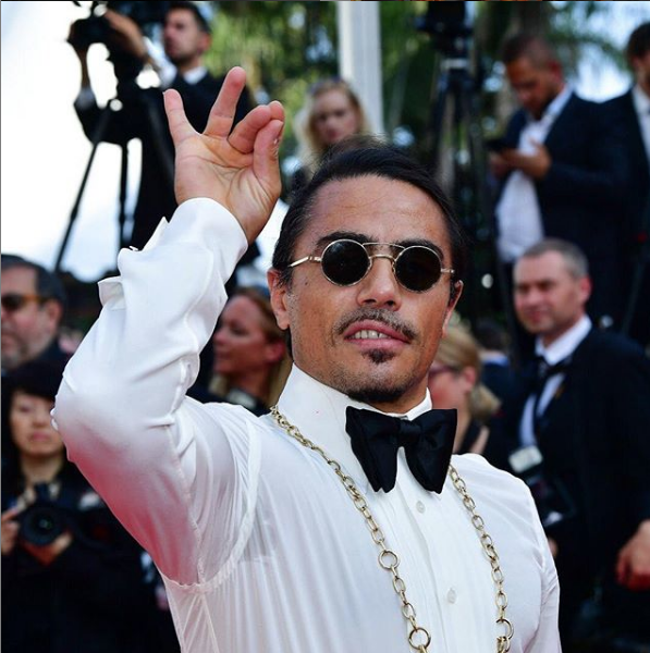 Nusret beline taş bağlayarak şov yaptı!  Yarım milyondan fazla... - Resim: 3