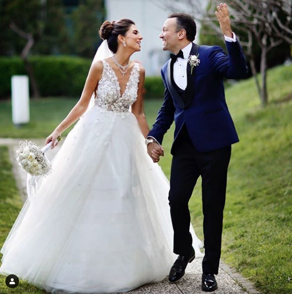 Güldür Güldür Show'un Aziz Bey'i Ali Sunal'dan eşine duygusal mesaj - Resim: 1