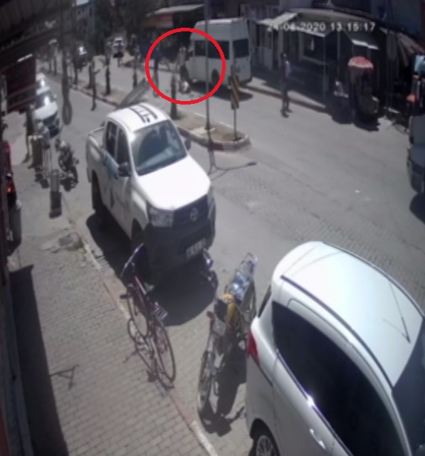 Mersin'de tartıştığı babasını yol ortasında öldürdü! Dehşet anlar kamerada - Resim: 0