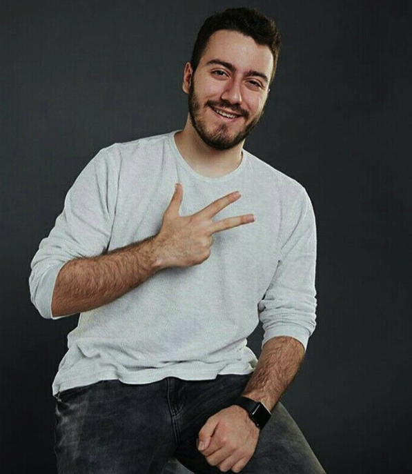 Enes Batur'a ne oldu? Hakkında tarikat iddiaları çıktı! Eski sevgilisi evlenince psikolojisi bozuldu, yakın arkadaşı patladı! - Resim: 2