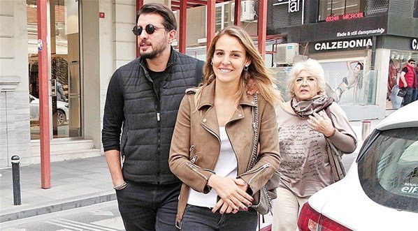 Yılın son aşk bombasını onlar mı patlattı Kerem Tunçeri ve o isim... - Resim: 2