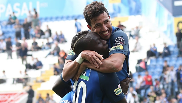 Galatasaray, Trezeguet ile söz kesti - Resim: 0